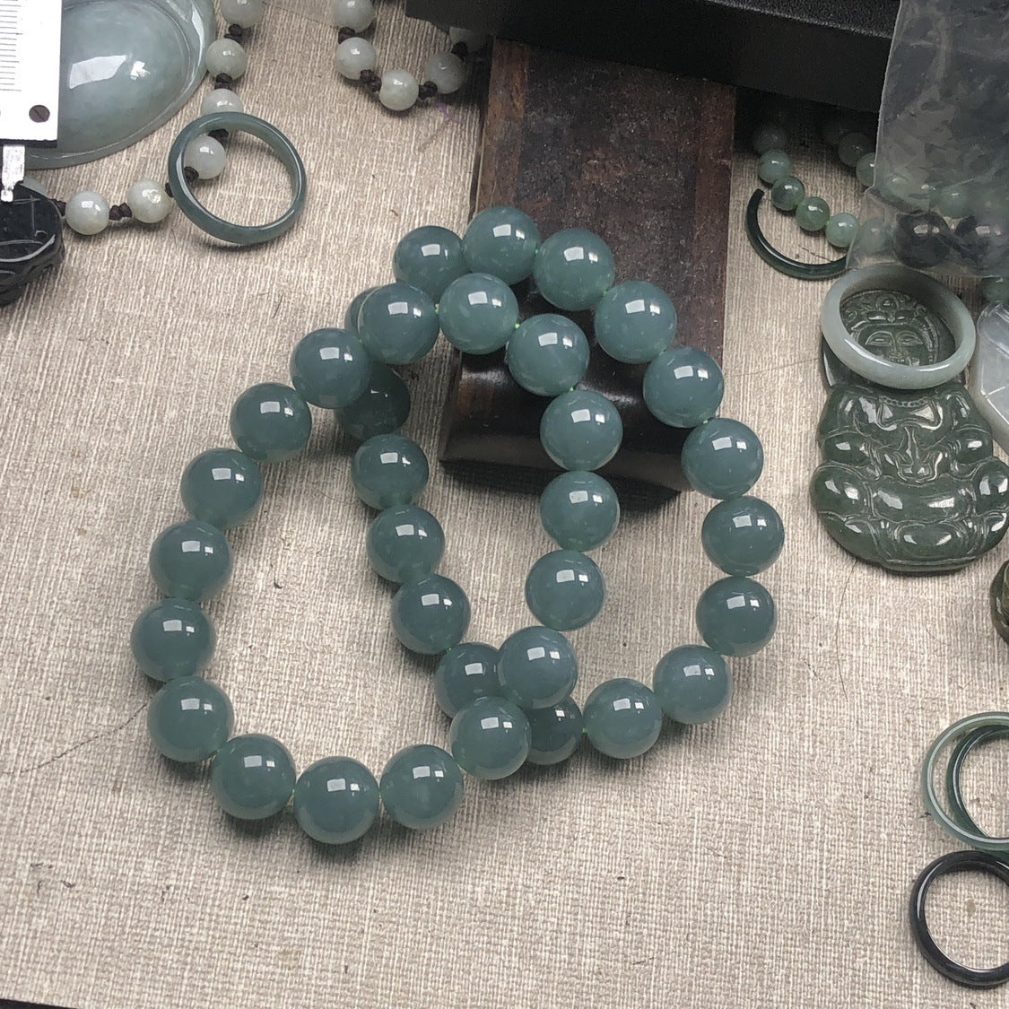 Emerald Ice Blue Water Green Flower Bracelet